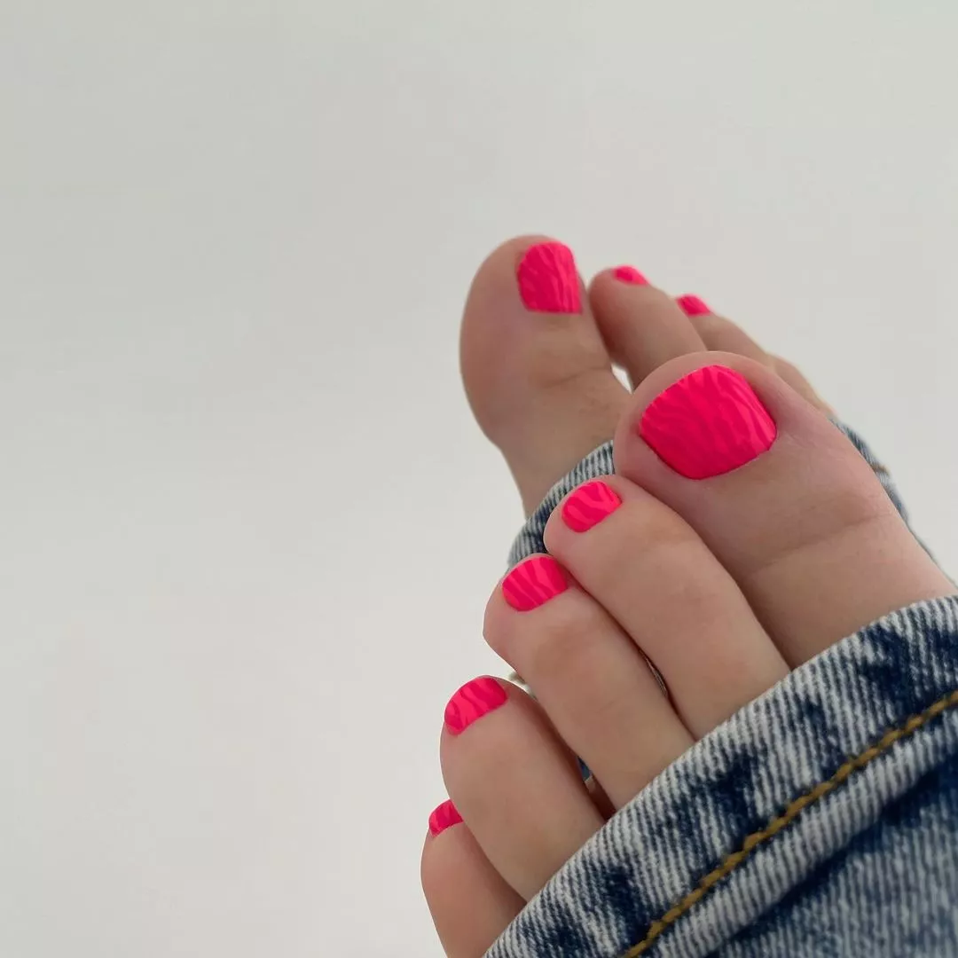 4 4