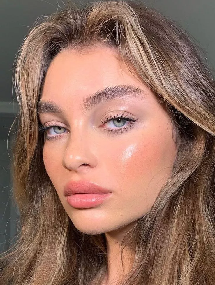 How To Make A Diy Tinted Brow Gel At Home In 5 Minutes