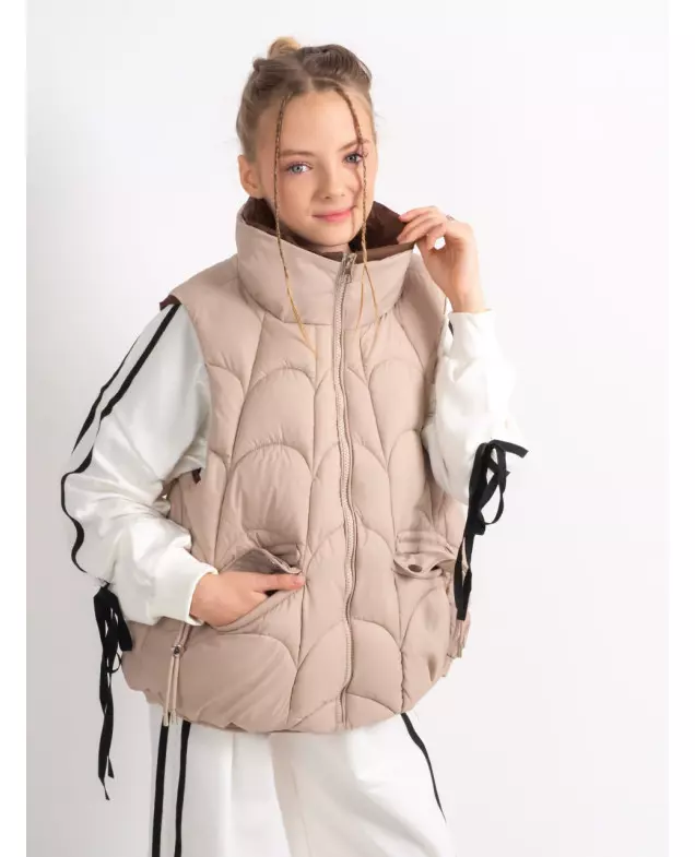 Zhilet Kitay Vesna Osin Div Art 319 Holofayber Bolon Late Shokolad 140 R Utyazhka Nad Kisheneyu 1 636x785 1