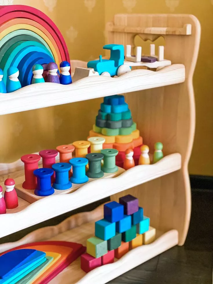 Montessory Shelves